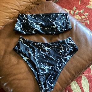 Marbled, two piece bikini